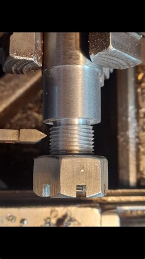 Perfect 55° Whitworth Threading 🛠️ BSW ( 7/8 × 14 ) #lathe #shorts