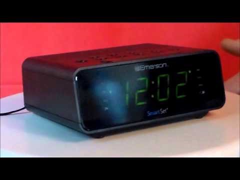 Emerson KS1800 SmartSet Radio Alarm Clock with LED Digital Display Tuning