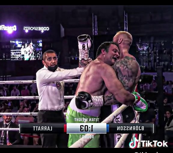 Devon Larratt vs Thor Bjornsson #devonlarratt #thorbjornsson #boxing #armwrestling #fyp #tiktok