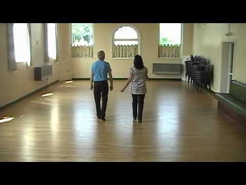 WALTZ ACROSS TEXAS ( Line Dance )