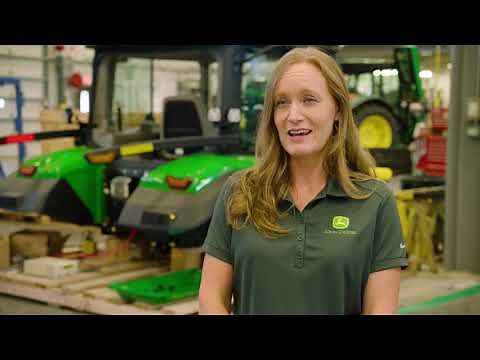 7R, 8R, 8RT, 8RX Tractors | John Deere