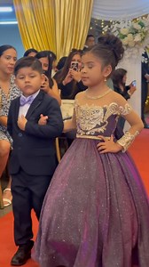 5.8K views · 113 reactions | Les mostramos el recap de una noche llena de encanto y celebración, Cramer College coronó a sus reinas en la Gala de Aniversario ✨ | Cramer College | Facebook