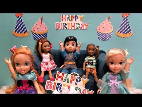 Benjamin's Birthday ! Elsa & Anna toddlers - game - frogs - gifts - Barbie dolls