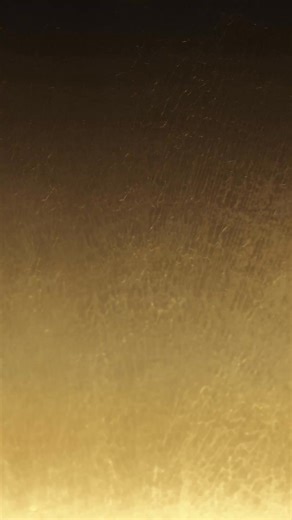 Explore our website and discover Piaget’s holiday universe this season. | Piaget