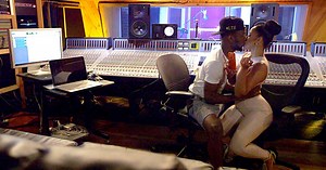 Swift Kisses Cardi B - Love & Hip Hop New York | VH1