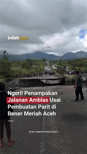 Upaya membuat parit untuk mempercepat aliran air hujan di Jalan Pacuan Kuda, Bener Meriah, Aceh, malah menimbulkan masalah baru. Alat berat yang menggali parit di sisi kanan jalan tidak memperhitungkan kondisi tanah yang ternyata berpasir dan mudah tergerus. Akibatnya, penopang aspal melemah dan sebagian jalan mendadak amblas. Kejadian ini mengganggu arus kendaraan dan membuat warga khawatir karena jalan tersebut merupakan akses penting di wilayah itu. Warga berharap kerusakan segera diperbaiki 
