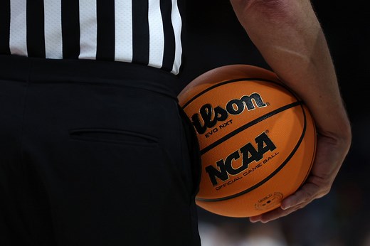 How many timeouts are there in college basketball? All you need to know about the NCAA timeout rules