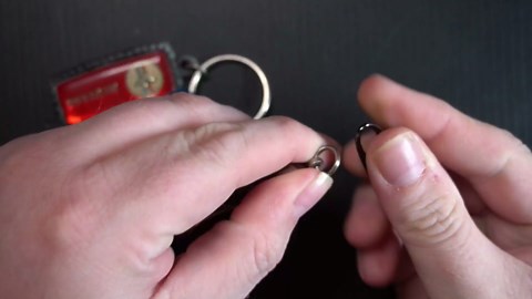 Zpsolution Zipper Clips Anti Theft - Securing Pulls Closed - Zipper Locks Anti Theft (4 Gold)