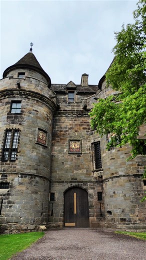 Exploring Scotland's Historic Castles and Landmarks