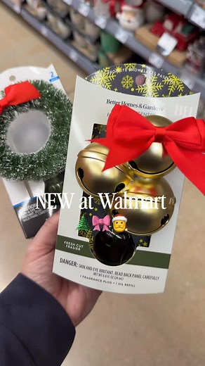 🔔🌲How adorable are these Christmas oil diffusers at Walmart? They come with the essential oil and plug-in all in one! I’m obsessed with the little bells! #walmartcreator Link in bio #walmartfinds #walmart #walmartchristmas #betterhomesandgardens #christmasgiftideas | Walmart Favs