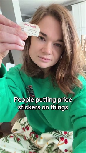 Creative Ways to Remove Wall Stickers and Marks