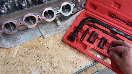 Watch Easy to Use Valve Spring Compressor on Amazon Live
