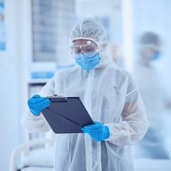 Clinical Research Associate (CRA) vs Clinical Research Coordinator (CRC) | ICON news and blogs