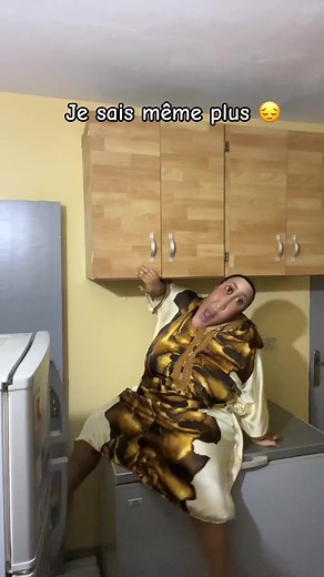 Couple ou célibataire ? Regarde la caméra !