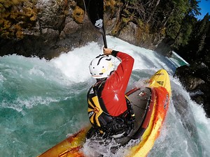 Best Kayak Cameras: 2024 Ultimate Guide | GoPro