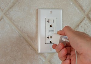 Can Two GFCI Outlets Be On The Same Circuit? (Find Out Now!)