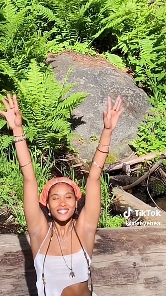 Exploring Giant Sequoia Trees in Sequoia National Park