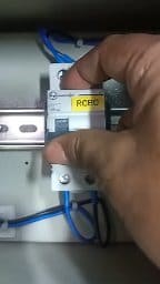 RCBO Testing & OPERATION #abb#rccb#mcb #mccb #rcbo #dronveer##schneiderrcbo | Dronveer electrical testing