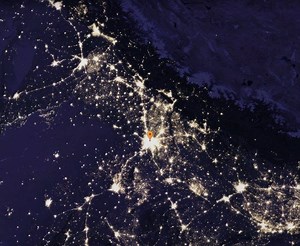36K views · 1.6K reactions | When the sun goes down and the lights turn on, there’s still a lot to explore. Learn about NASA’s Black Marble project and see some of the brightest places on the globe. You control whether it's day or night with help from NASA and Google Earth: https://g.co/earth/EarthAtNight | NASA Earth | Facebook