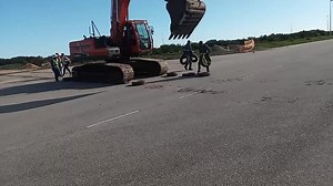 #umsebenziwethu #excavation #excavators #construction #safety