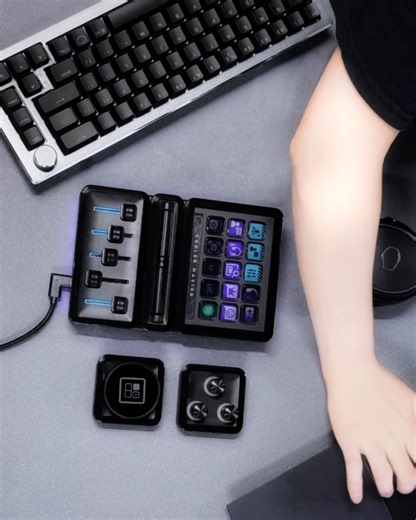 10K views · 38 reactions | With snap-on modules and a flexible layout, MasterHub adapts to how you play, stream, or create. Built on our FreeForm 2.0 design philosophy, it's all about customization without limits, hardware that molds to your workflow. #MasterHub #FreeForm #CoolerMaster | Cooler Master | Facebook