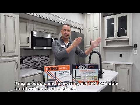 King Wi-FiMax Wi-Fi Router and King Swift Omnidirectional Wi-Fi Antenna