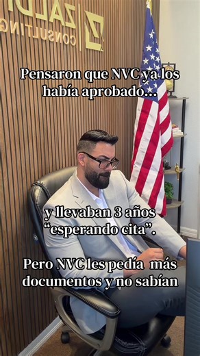 Muchas personas creen que cuando se suben todos los documentos al NVC, automáticamente están aprobados… pero en muchos procesos el NVC todavía puede pedir documentos adicionales antes de aprobar el caso para programar la cita. 📂 He visto casos detenidos durante años simplemente por documentos faltantes, vencidos o errores que nadie revisó a tiempo. Por eso es tan importante revisar cada detalle del caso antes de asumir que todo está aprobado. ⚠️ 🚨CUIDADO con cuentas falsas! Nuestro único Whats