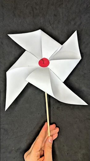 How to Make a Paper Pinwheel | Easy Pinwheel Craft | Make a Pinwheel in 5 Minutes