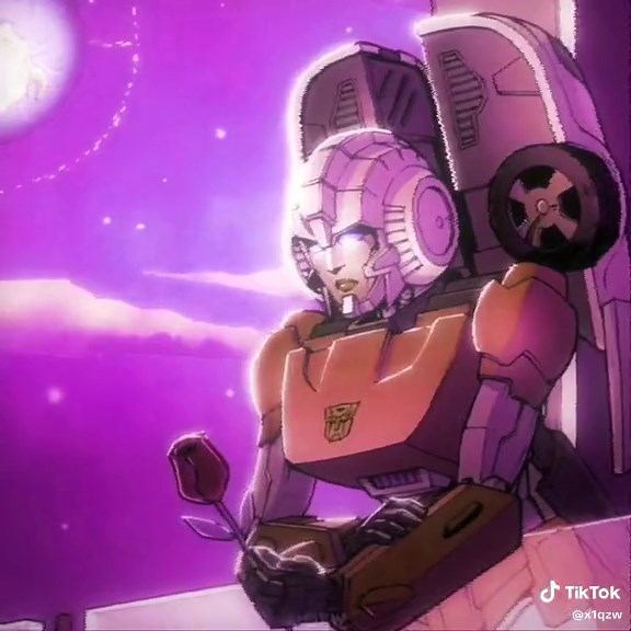 ARCEE - Transforming the Action | Transformers IDW Edit