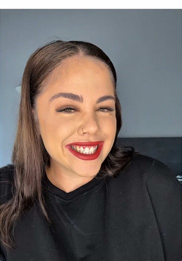 GRWM while I briefly talk about #therealcitymakoti .. even though I take a while to get there 😅 I also haven’t forgotten about the details of our holiday destinations as well as some FAQs ♥️ Next week I can get back to the usual and let you know about all of that 🥰🥰 In case I haven’t said it in a while.. THANK YOU 🙏 I really appreciate you all ☺️