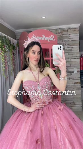 Vestidos de fiesta | vestidos de 15 años on Instagram: "NUEVO modelito de 15 😍 que opinan? Les gusta?"