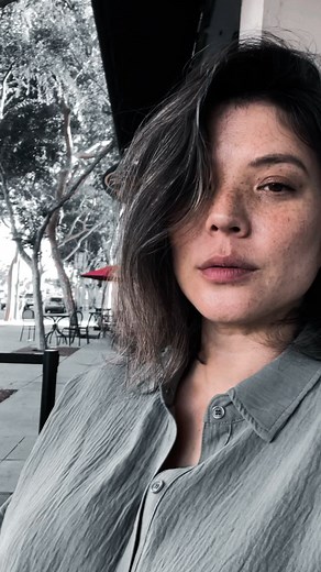 Jeananne Goossen⚡️ on Instagram: "@royalekoat made my first reel! She’s a #reelmaster ready to coach me #yoda #LAsummer #LA #teachmetohashtag #shortbreakfromreality"