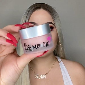 1.1K views · 37 reactions | Don’t go without a lip scrub! Use it for a smooth canvas for your lipstick!  Smooth lips each time when you use your KMN lip scrub as seen used by KMN babe @yeseniaglam 朗 | Kiss Me Now Cosmetics | Facebook