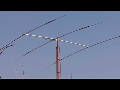 That's Ham very low noise antenna for ICOM 7300!! Take a look at S-Metter and SWR-Metter!