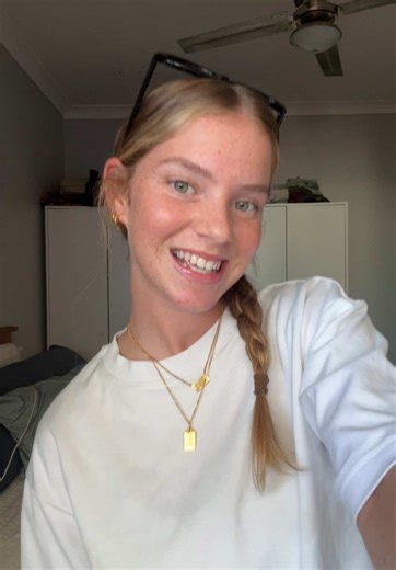 Exploring Unique Fashion Styles with Bonnie McQueen