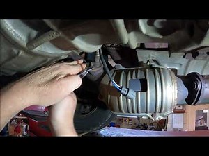 Removing The Air Fuel Ratio/ Oxygen Sensor In A Toyota With The Bolt In Style