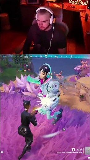 Mongraal Plays With A Controller