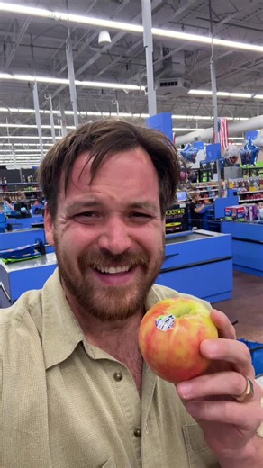 Discover the Crispiest Apple - The Honeycrisp