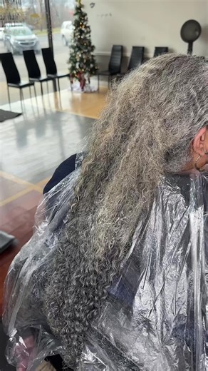 Part 2!!!@Miyah Please email us at Kiiinnmiii@Gmail.com #hiikihair #explore #dematting #viral #detangling