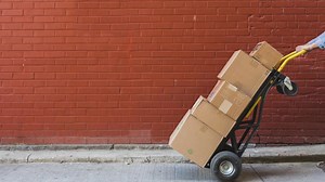 Oversize Shipping: Carrier Rules, Dimensions, Weights, and How to Ship Oversized Items