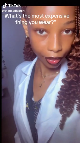 Lab Coat: A Symbol of Knowledge and Dedication