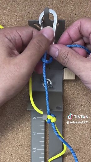 #paracord #paracordkeyfob #handmade #paracordtutorial #peace #CapCut