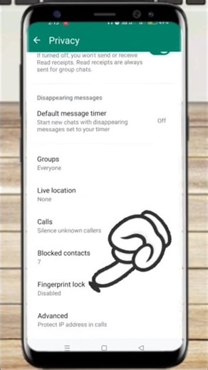 Whatsapp par lock kaise lagta hai| whatsapp par lock chat kaise kare #shorts