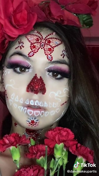 Sugar Skull Makeup Tutorial for Halloween