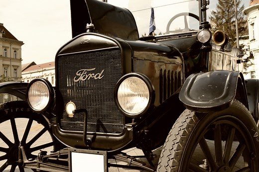 Famous 1920s Cars - Motorcars from the Roaring Twenties - Discovery UK
