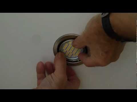 How to change a GU10 bulb for a 5 watt Led bulb