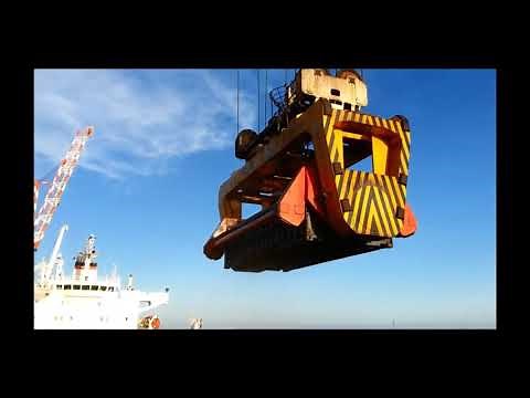 Containerised bulk handling using RAM Revolver on STS crane