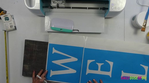 DIY Welcome Sign for Front Porch Plus Free SVG Cut File - Daily Dose of DIY