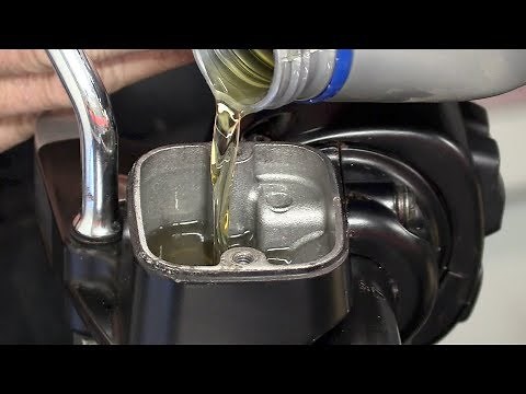 Delboy's Garage, Harley ABS brake fluid change.