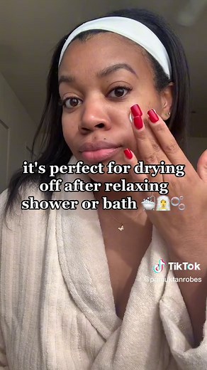 Are you tired of terry cloth robes that becomes so rough and even fall apart after a few washes? This 100% cotton Turkish robe is the perfect combination of absorbency, softness, and durability all in one. 🧖‍♀️🤍🫧 #bathrobes #robeday #loungewear #turkishcotton #amazonrobe #amazonfinds #showerrobe #towelrobes #valentinesdaygift #giftsforher #amazongiftsforher